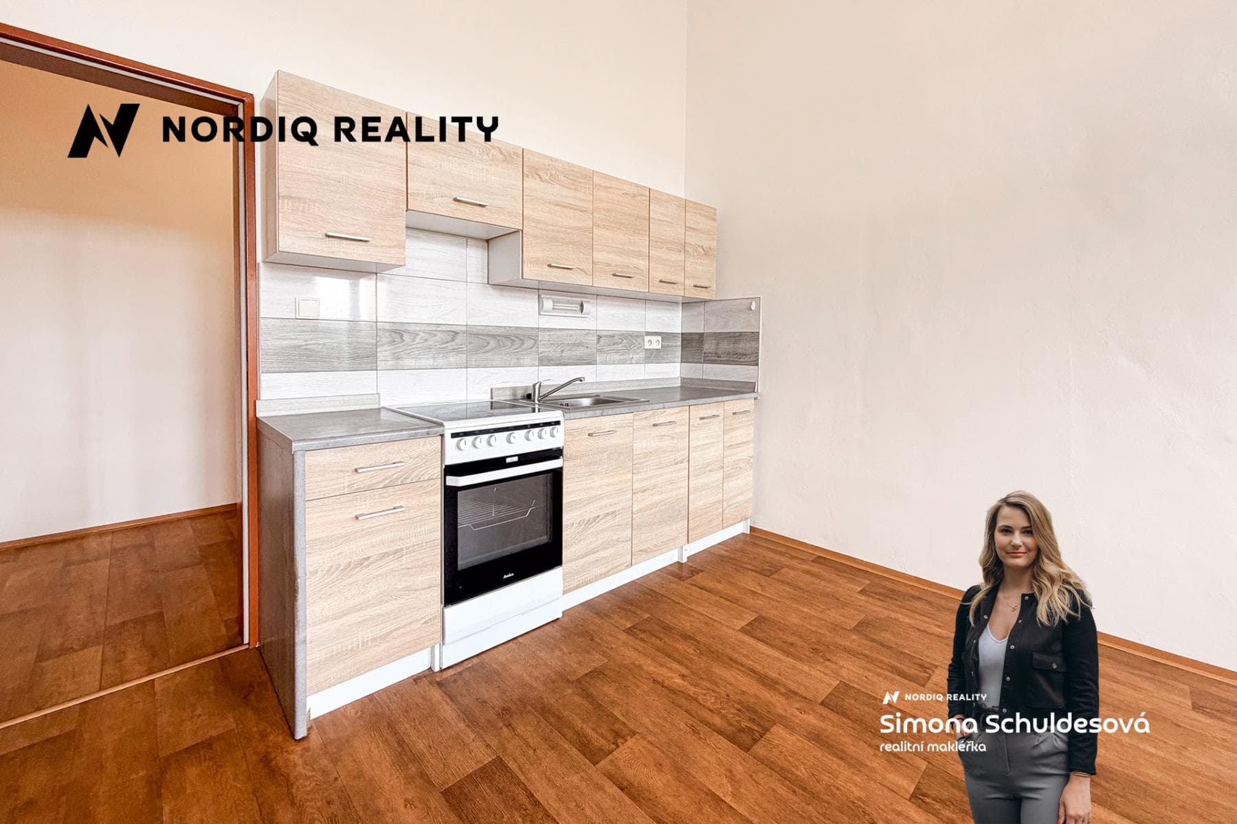 Pronájem bytu 2+kk 46 m² Spojenecká, Teplice — fotografie 1